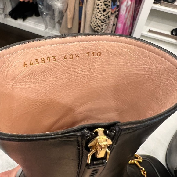 GUCCI
Black Horsebit Mid Heel Ankle Boots - Picture 4 of 4